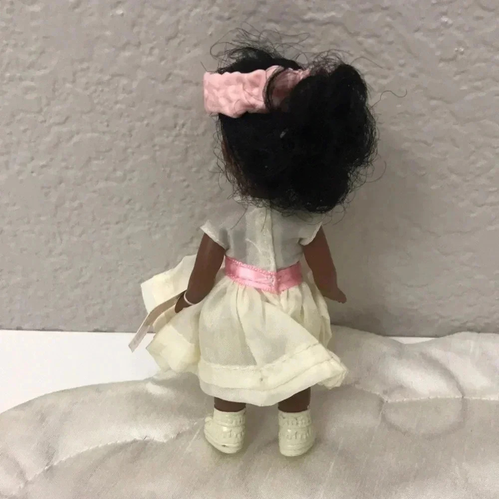 Madame Alexander Flower Girl and Ring Carrier - Picture 4 of 7